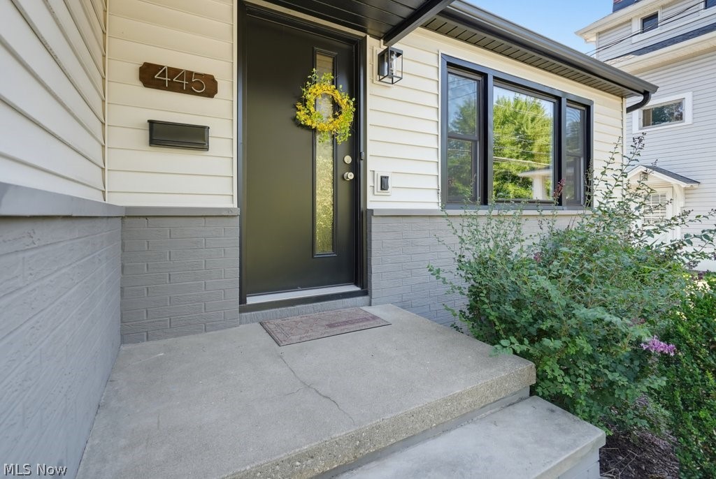 445 N Lyman Street Wadsworth OH 44281