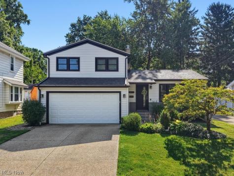 445 N Lyman Street Wadsworth OH 44281