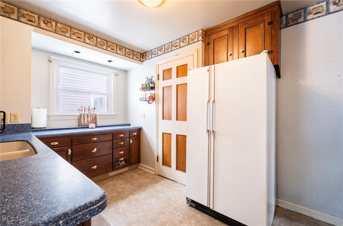 14604 Roxboro Avenue Cleveland OH 44111