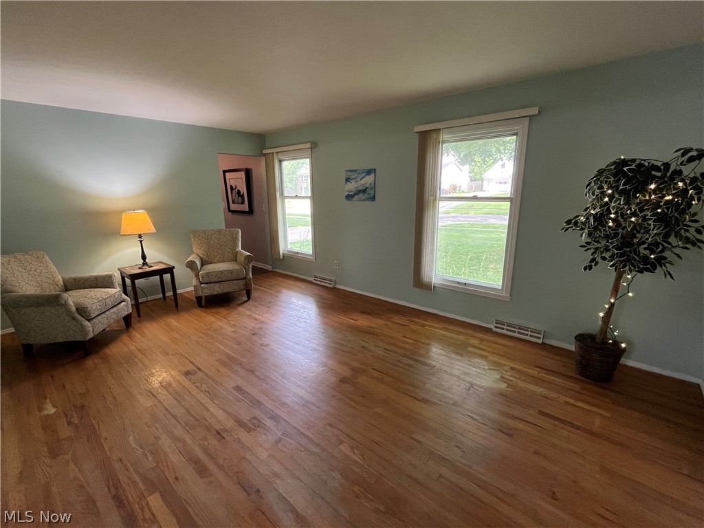 274 Dorchester Road Akron OH 44313