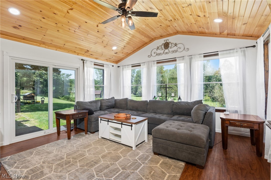 2817 County Road 775 Loudonville OH 44842