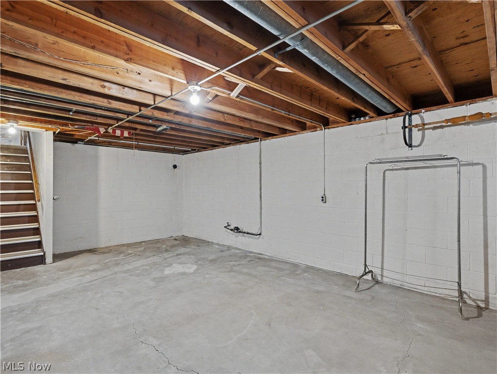 7823 Oakhurst Circle Brecksville OH 44141