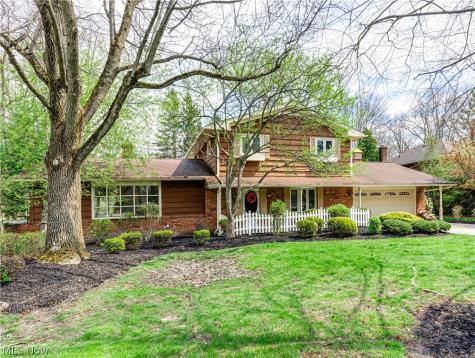 7823 Oakhurst Circle Brecksville OH 44141