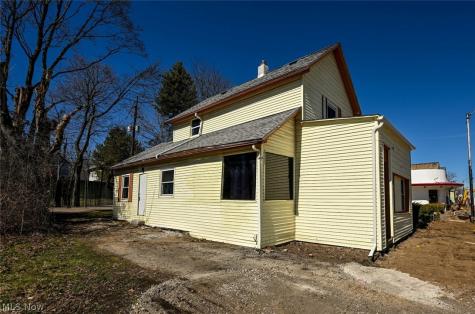 868 N Main Street Akron OH 44310