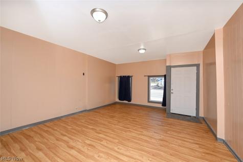 868 N Main Street Akron OH 44310
