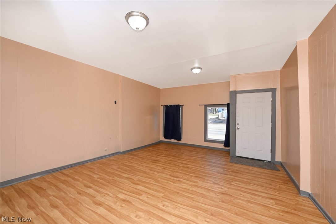 868 N Main Street Akron OH 44310