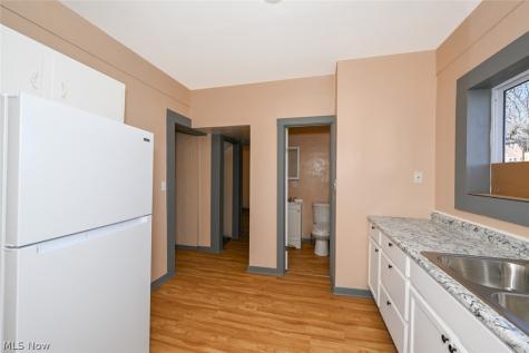 868 N Main Street Akron OH 44310