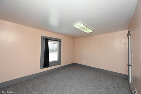 868 N Main Street Akron OH 44310