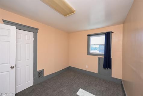 868 N Main Street Akron OH 44310