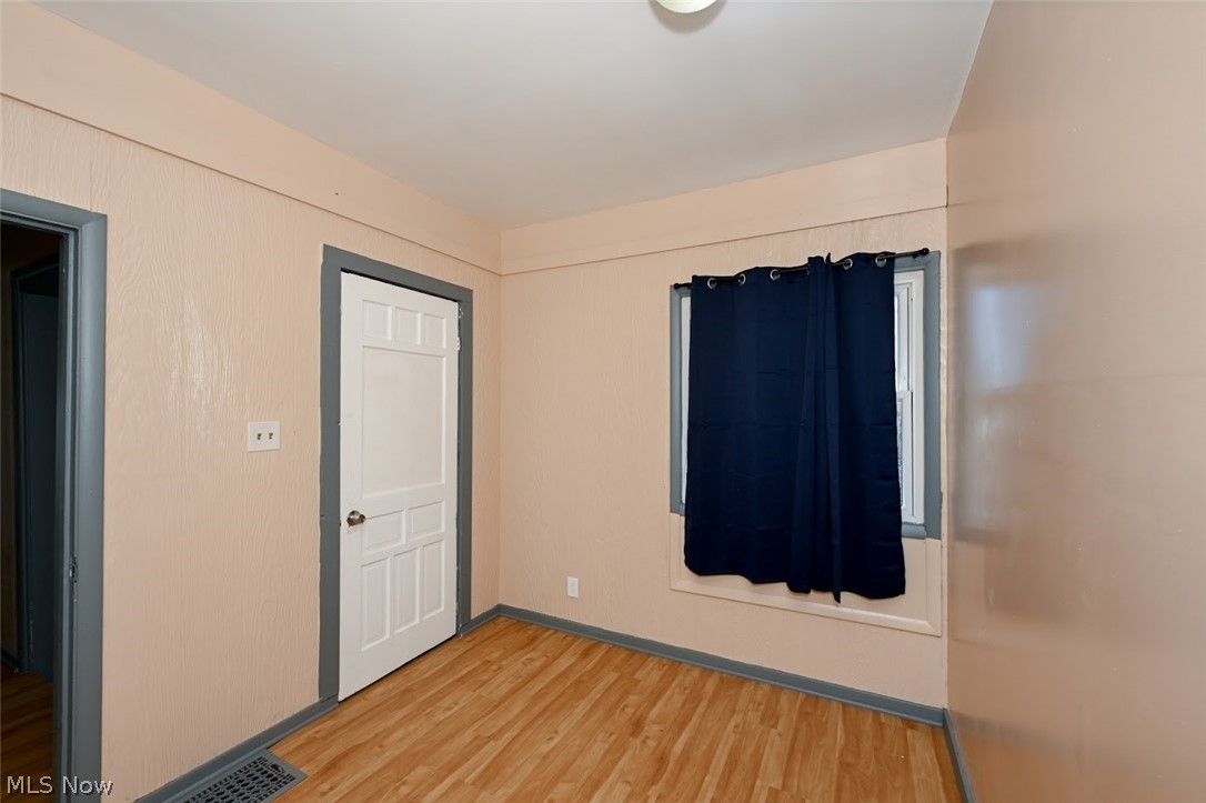 868 N Main Street Akron OH 44310
