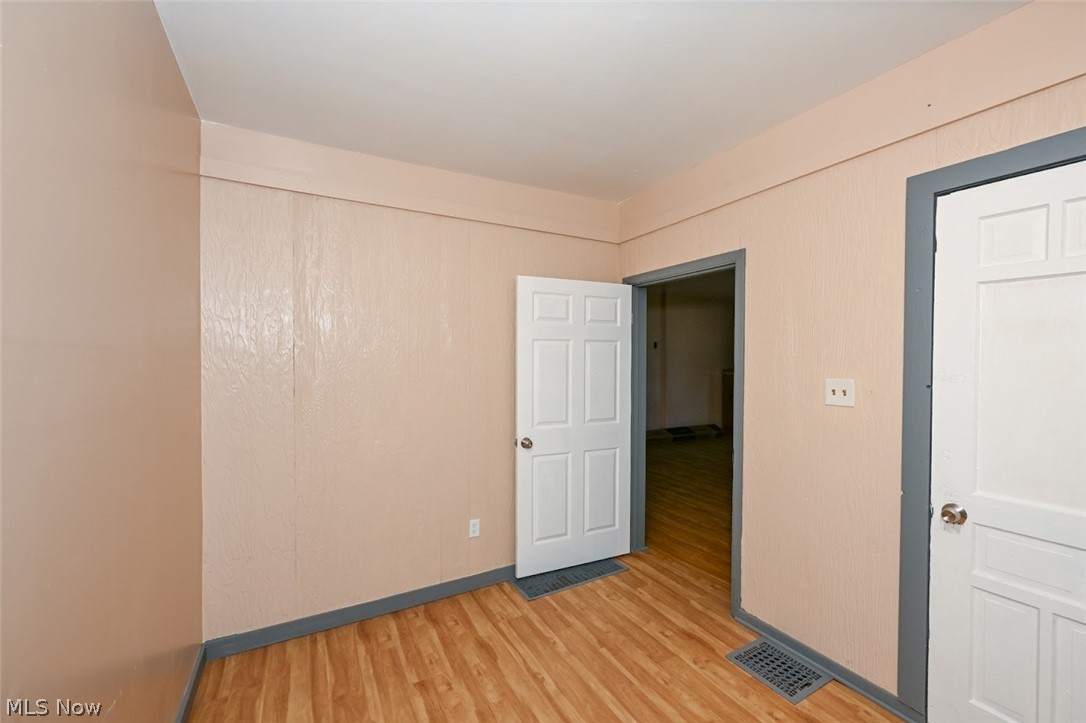 868 N Main Street Akron OH 44310