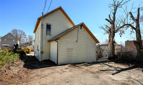 868 N Main Street Akron OH 44310