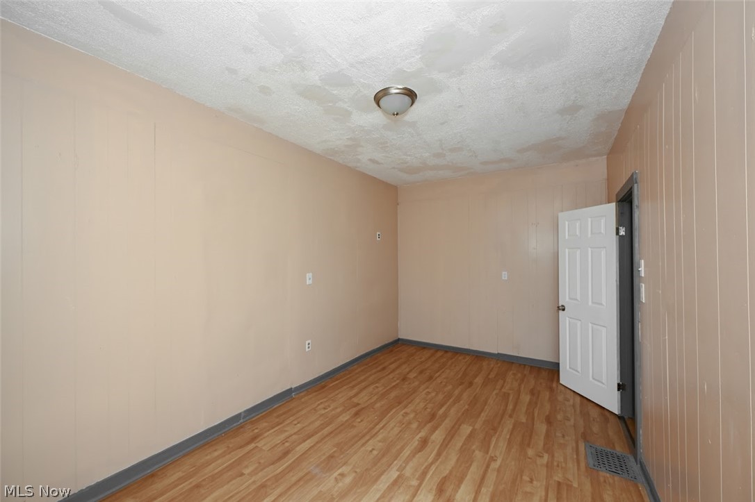 868 N Main Street Akron OH 44310