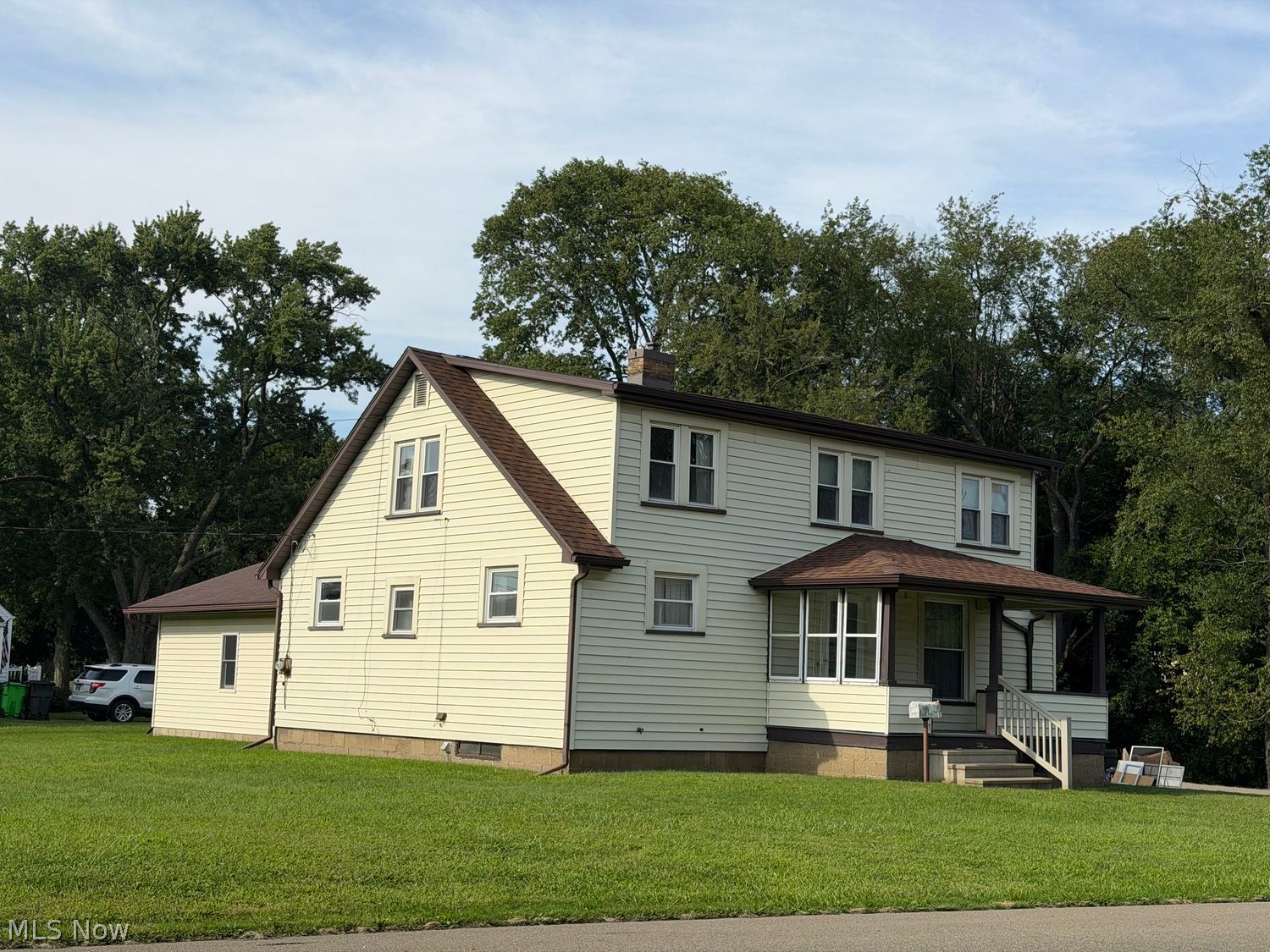 201 W 15th Street Dover OH 44622