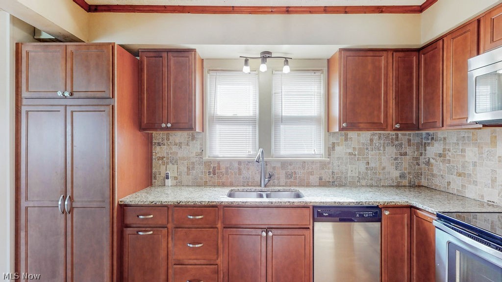 2495 Northland Street Cuyahoga Falls OH 44221