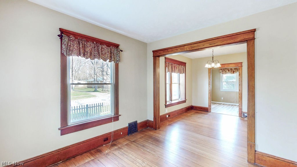 2495 Northland Street Cuyahoga Falls OH 44221