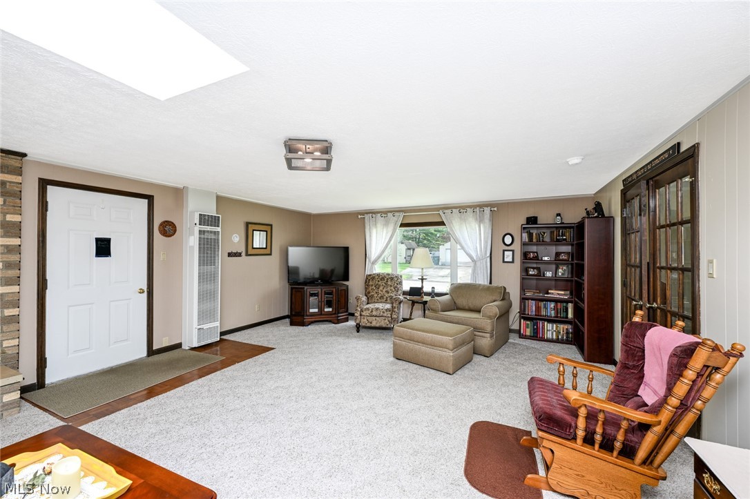 2839 Elmwood Street Cuyahoga Falls OH 44221