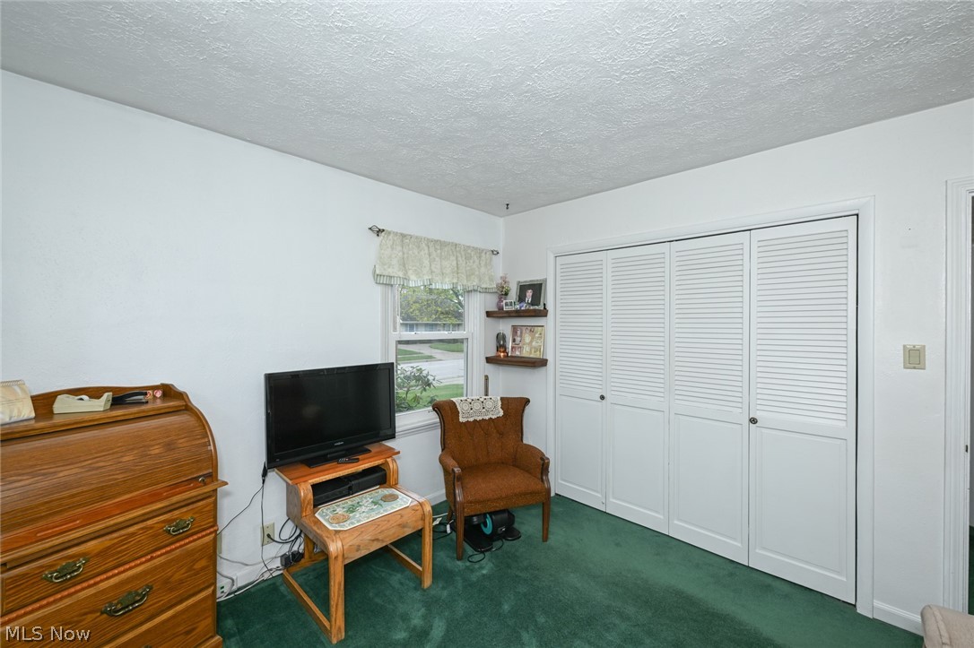 2839 Elmwood Street Cuyahoga Falls OH 44221