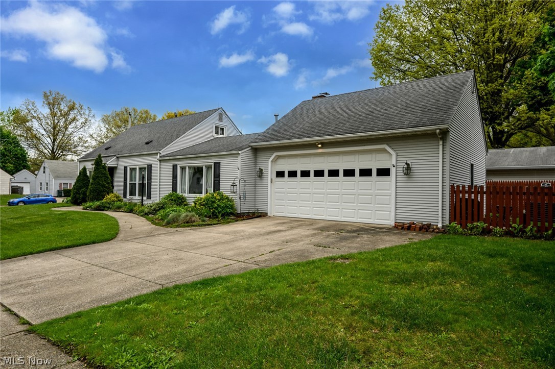 2839 Elmwood Street Cuyahoga Falls OH 44221