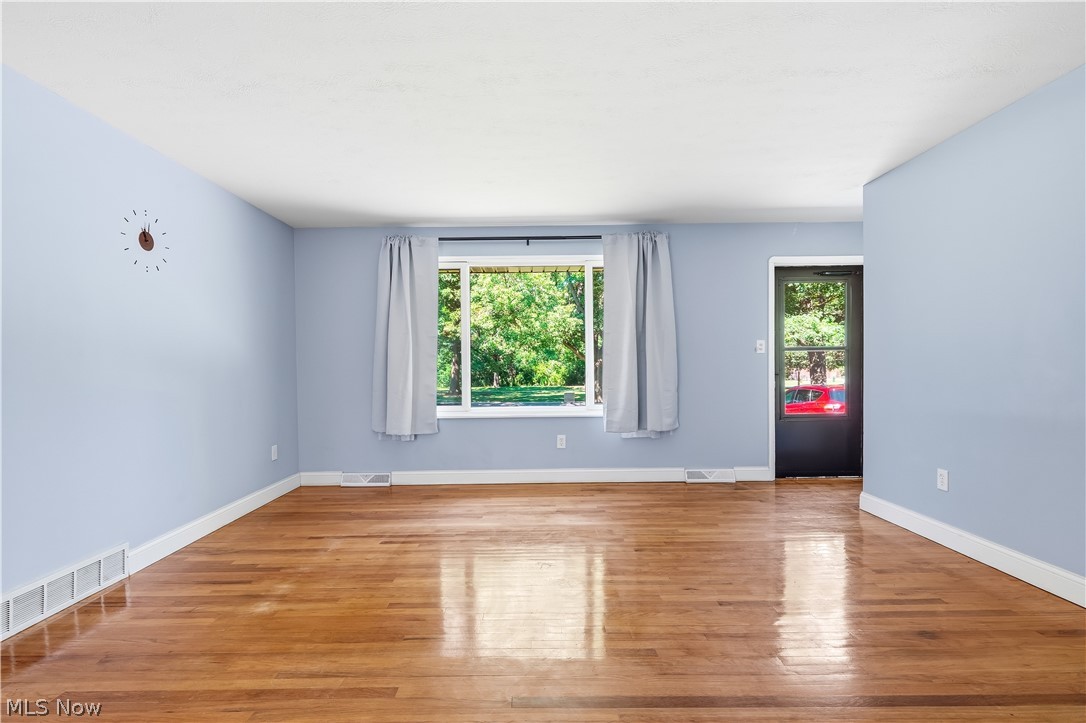 8985 Big Creek Parkway Strongsville OH 44149