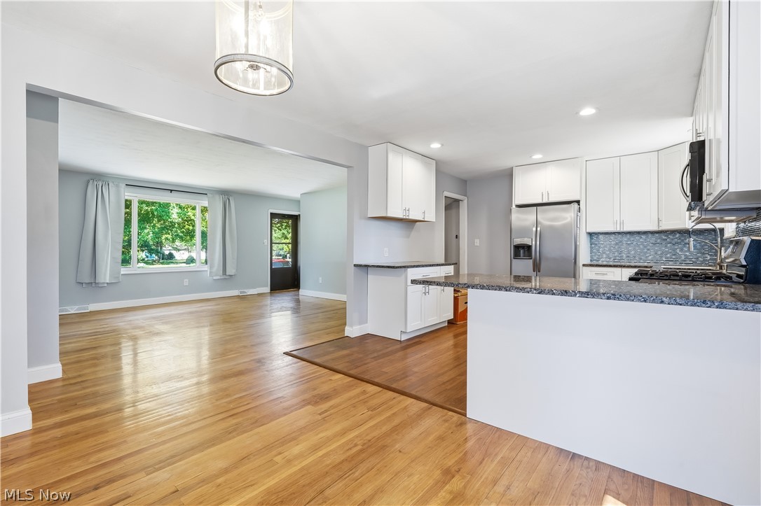 8985 Big Creek Parkway Strongsville OH 44149