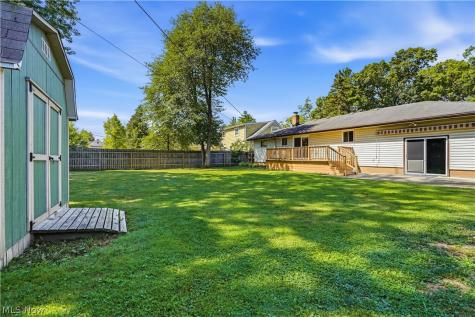 8985 Big Creek Parkway Strongsville OH 44149