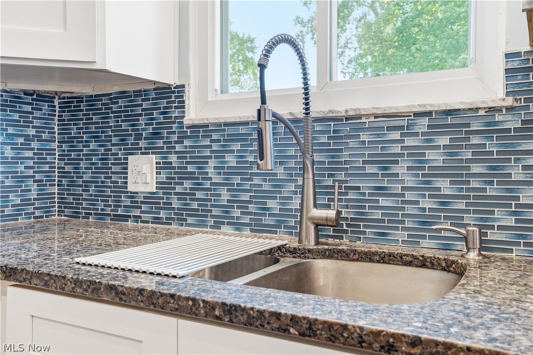 8985 Big Creek Parkway Strongsville OH 44149
