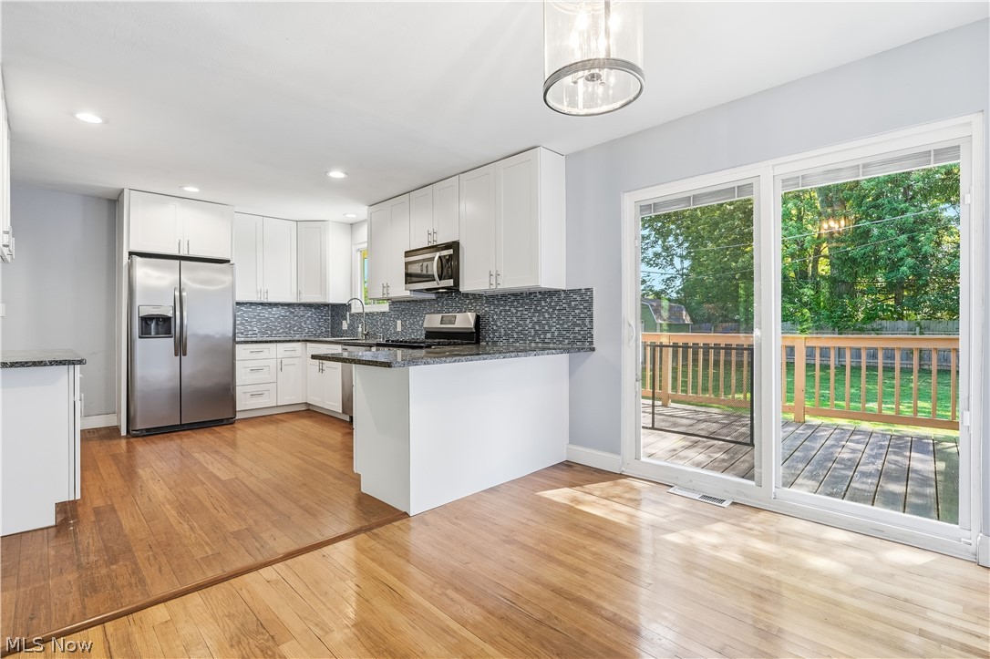 8985 Big Creek Parkway Strongsville OH 44149