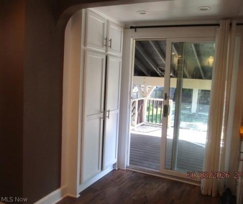 3755 Highland Road Cleveland OH 44111