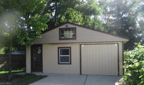 3755 Highland Road Cleveland OH 44111