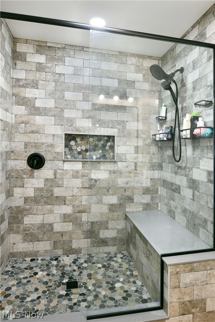 8093 S Park Drive Garrettsville OH 44231
