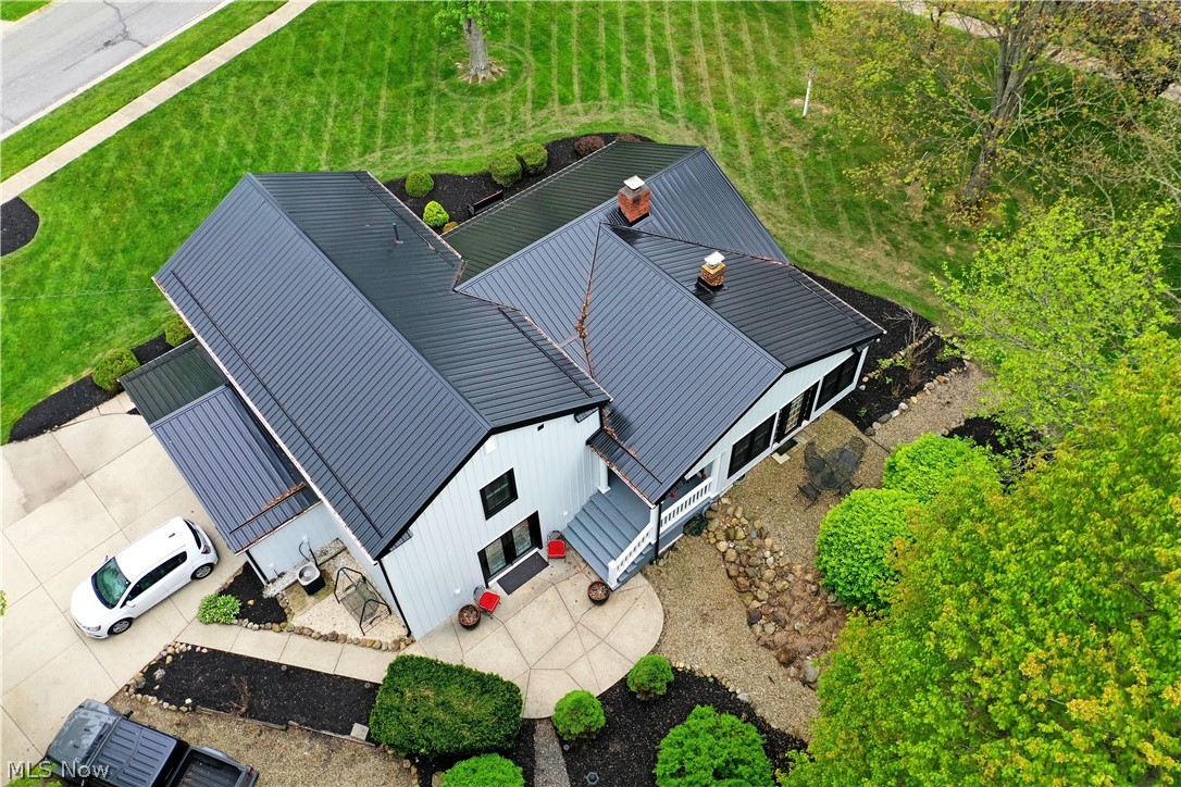 8093 S Park Drive Garrettsville OH 44231