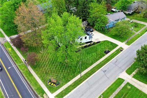 8093 S Park Drive Garrettsville OH 44231