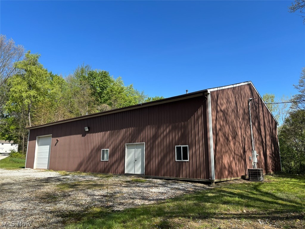 6060 Dalton Fox Lake Road North Lawrence OH 44666