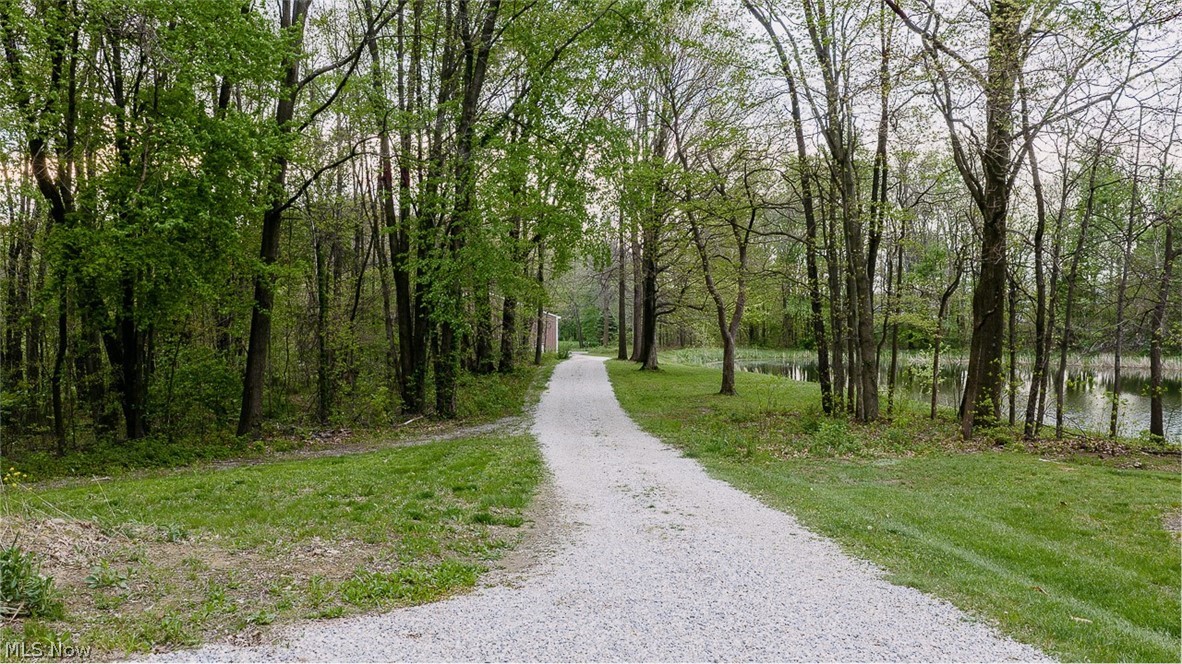 6060 Dalton Fox Lake Road North Lawrence OH 44666