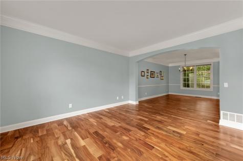 20448 Kelsey Lane Strongsville OH 44149