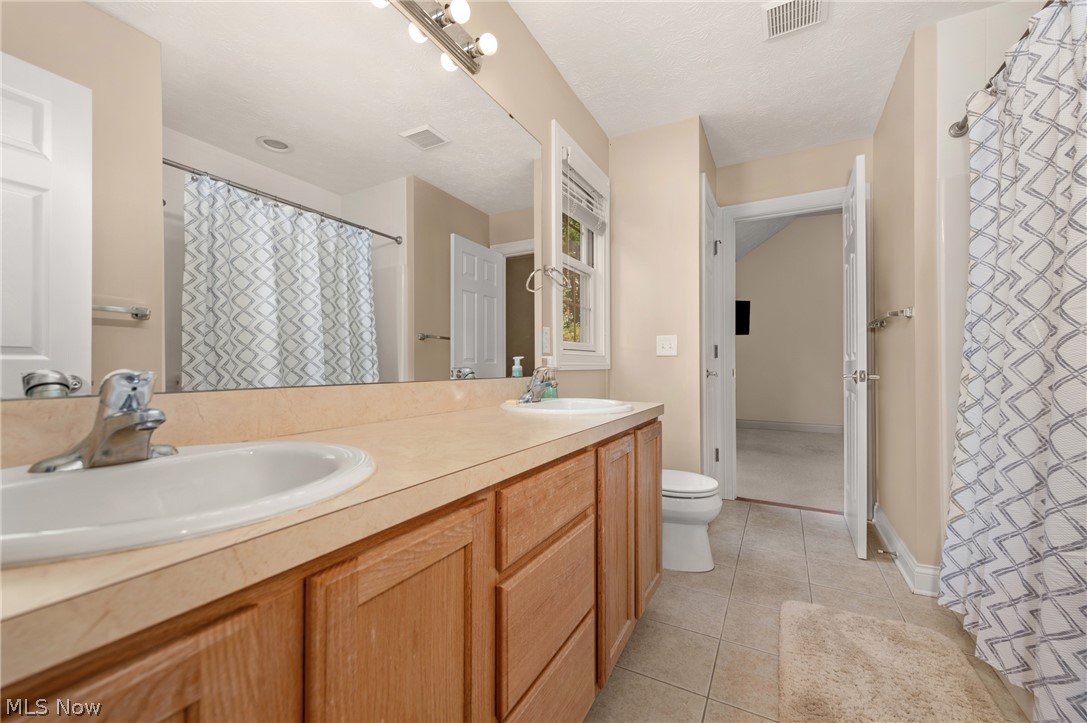 20448 Kelsey Lane Strongsville OH 44149