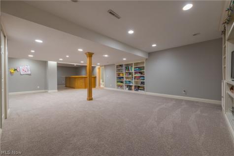 20448 Kelsey Lane Strongsville OH 44149