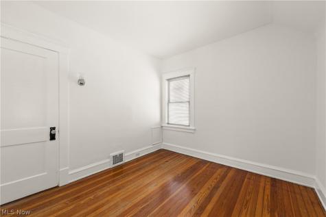 3110 W 111th Street Cleveland OH 44111