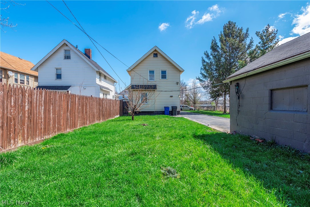 3110 W 111th Street Cleveland OH 44111