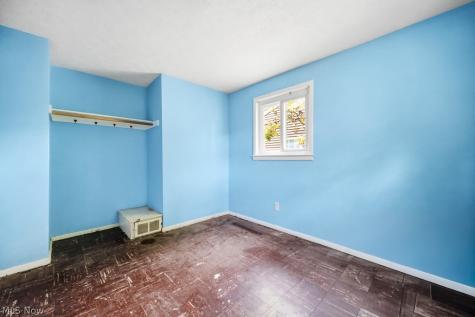 633 Vermont Drive Lorain OH 44052