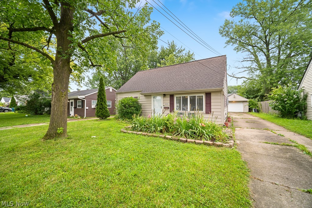 633 Vermont Drive Lorain OH 44052