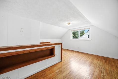 633 Vermont Drive Lorain OH 44052