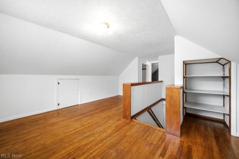 633 Vermont Drive Lorain OH 44052