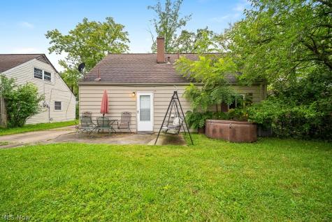 633 Vermont Drive Lorain OH 44052