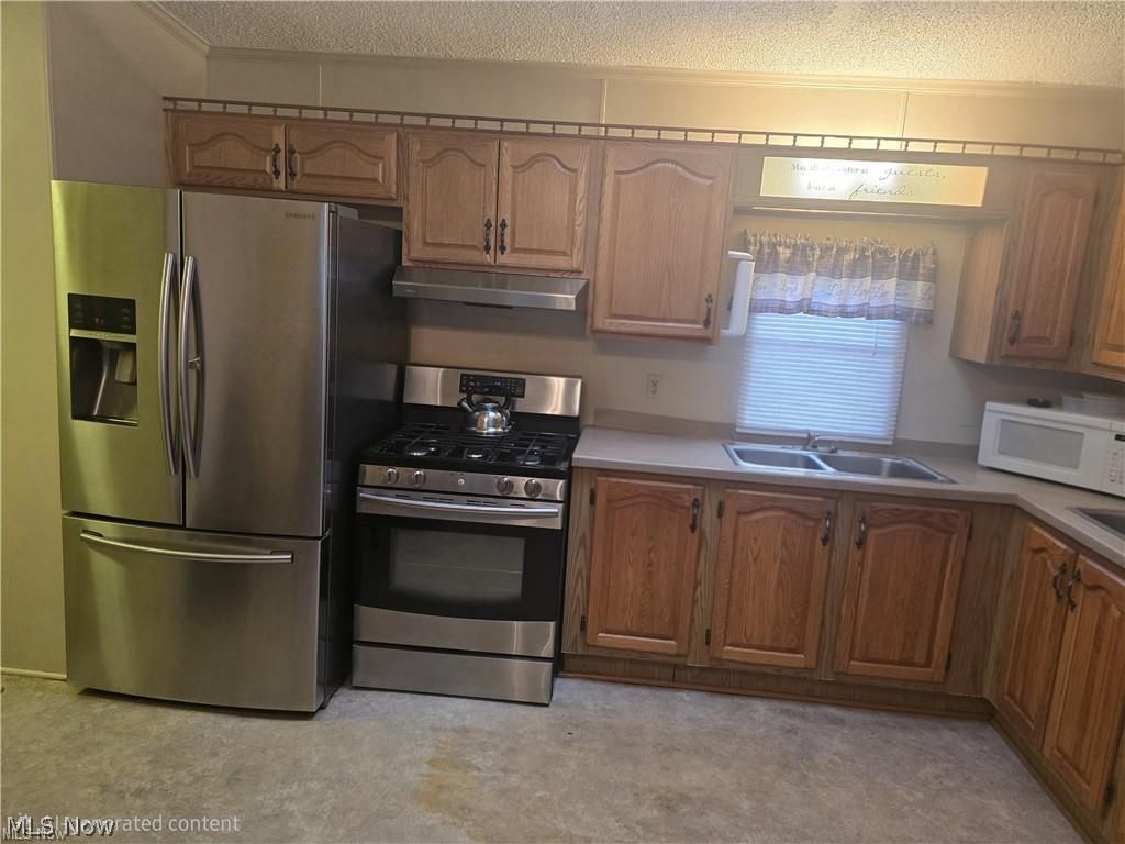 1229 Columbiana- Lisbon Road Columbiana OH 44408