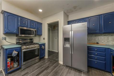 1720 Chittenden Circle NE Massillon OH 44646