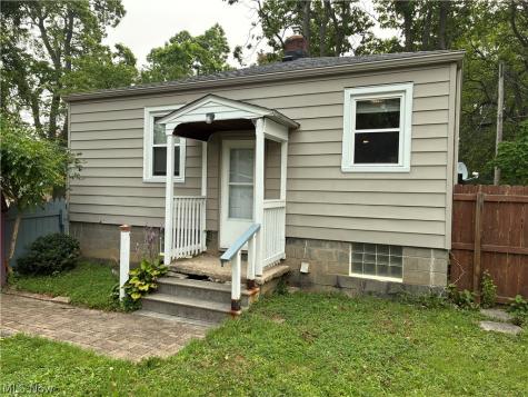 336 Taylor Street Amherst OH 44001