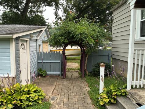 336 Taylor Street Amherst OH 44001