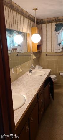 325 Faircrest Street SW Canton OH 44706